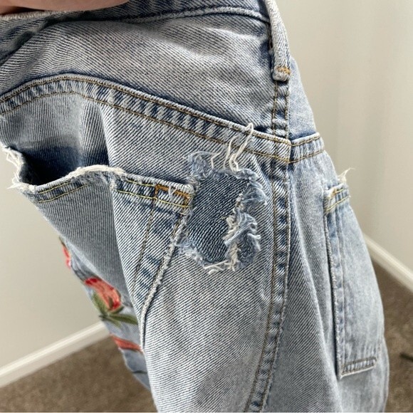 GRLFRND Denim Helena High-Rise Straight Jeans in Hall & Oats Size 26 Embroidered - Picture 12 of 14